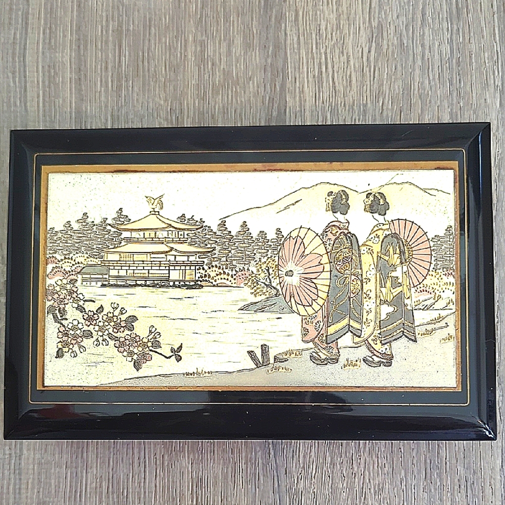 Vintage Japanese Chokin Lacquered Jewelry Music Box